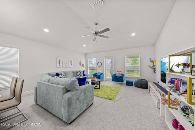 655 Kylar Drive NW, Palm Bay, FL 32907