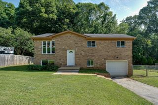 1373 Meadowood Drive, Hixson, TN 37343