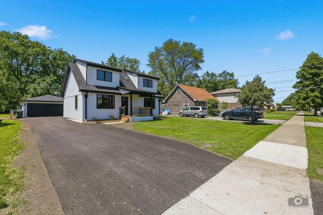 9338 Sayre Avenue, Oak Lawn, IL 60453