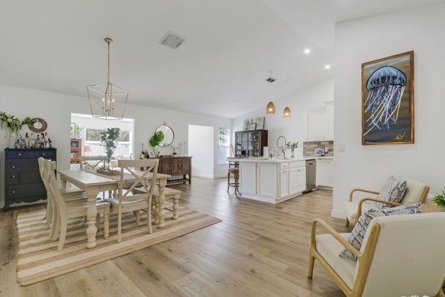 171 Greentree Circle, Jupiter, FL 33458