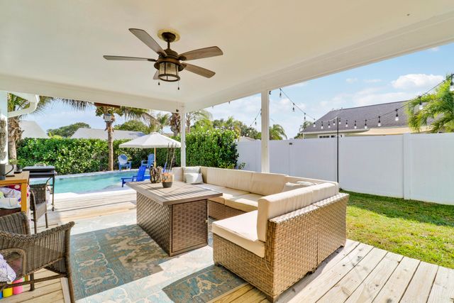 171 Greentree Circle, Jupiter, FL 33458
