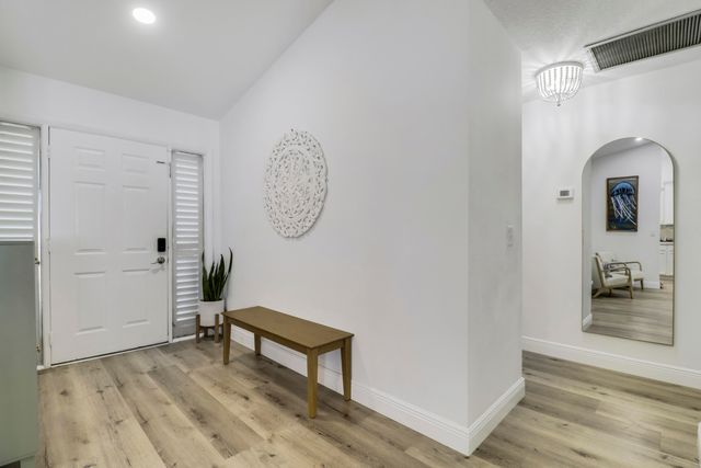 171 Greentree Circle, Jupiter, FL 33458
