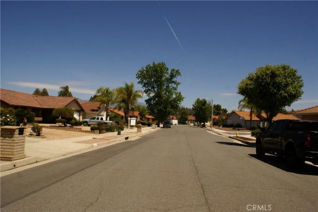 2250 Redwood Drive, Hemet, CA 92545