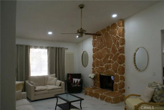 2250 Redwood Drive, Hemet, CA 92545