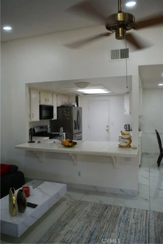 2250 Redwood Drive, Hemet, CA 92545