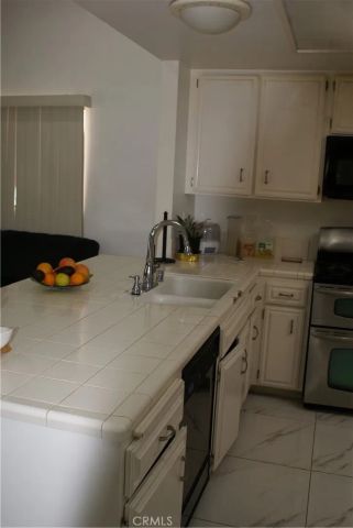 2250 Redwood Drive, Hemet, CA 92545