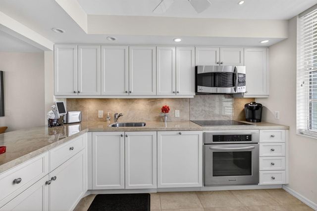 840 Ocean Drive 406, Juno Beach, FL 33408
