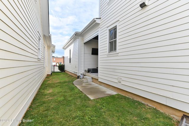 6210 Moonseed St, Prospect, KY 40059