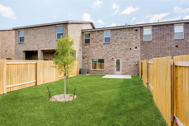 461 MB's Way, Pilot Point, TX 76258