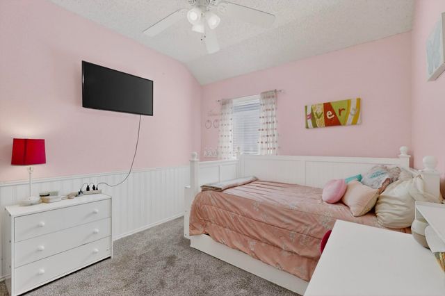 734 River Oak Way, Lake Dallas, TX 75065