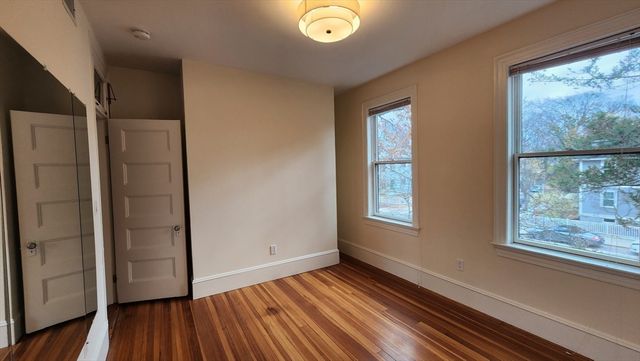 465-467 Huron Ave 2, Cambridge, MA 02138