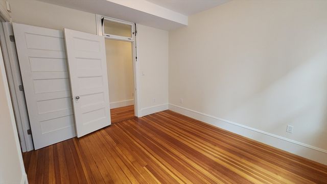 465-467 Huron Ave 2, Cambridge, MA 02138