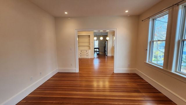 465-467 Huron Ave 2, Cambridge, MA 02138