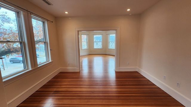 465-467 Huron Ave 2, Cambridge, MA 02138