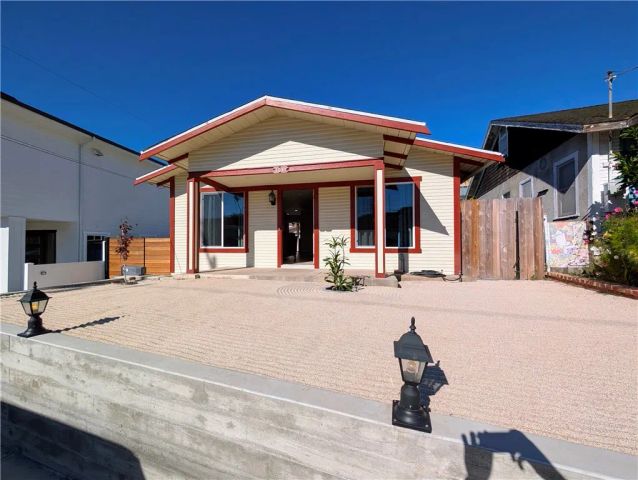 1041 2nd, Hermosa Beach, CA 90254