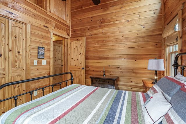 60 Silver Fox Circle, Murphy, NC 28906