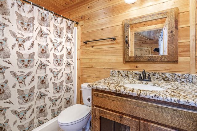 60 Silver Fox Circle, Murphy, NC 28906