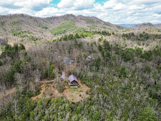 60 Silver Fox Circle, Murphy, NC 28906