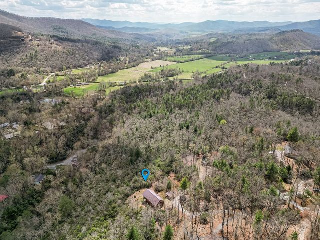 60 Silver Fox Circle, Murphy, NC 28906