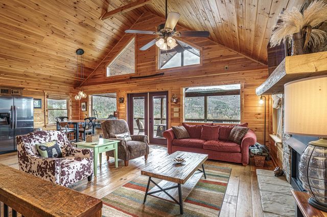 60 Silver Fox Circle, Murphy, NC 28906