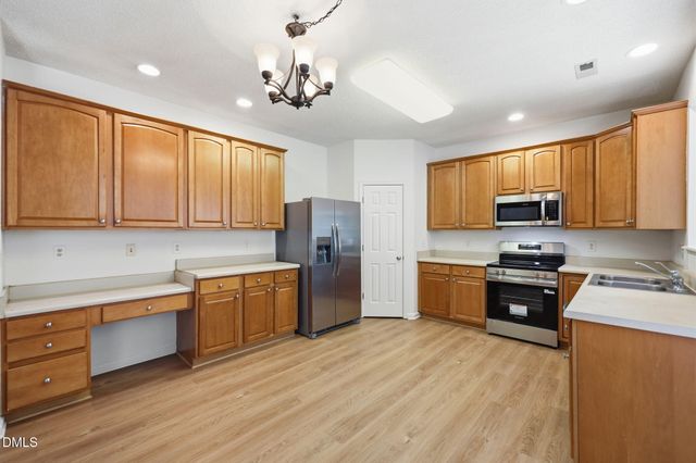 841 Stackhurst Way, Wake Forest, NC 27587