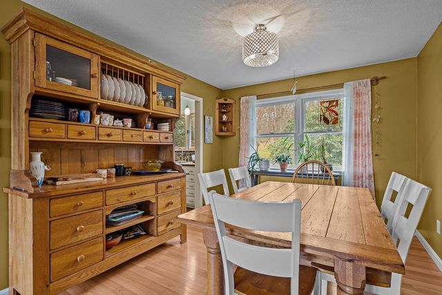 35 Robin Hollow Lane Lane, Westerly, RI 02891