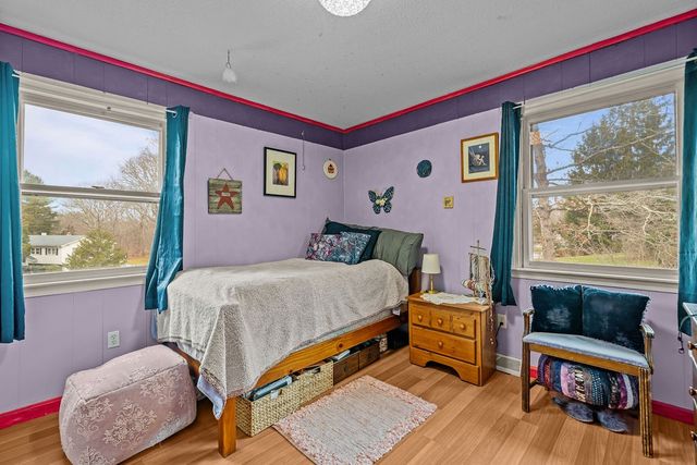 35 Robin Hollow Lane Lane, Westerly, RI 02891