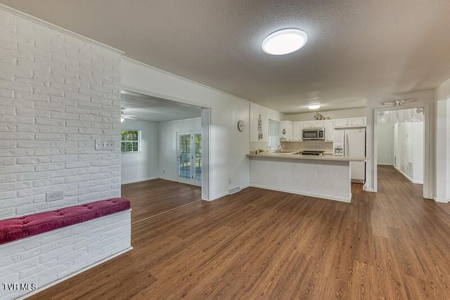 1805 Broadmoor Road, Johnson City, TN 37604
