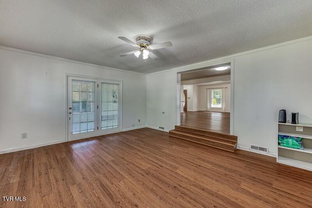 1805 Broadmoor Road, Johnson City, TN 37604