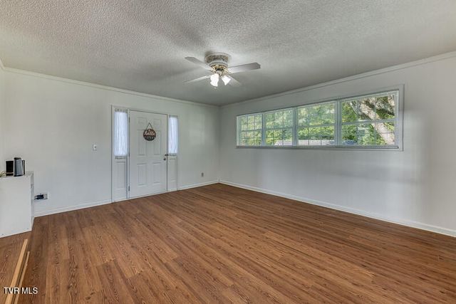 1805 Broadmoor Road, Johnson City, TN 37604