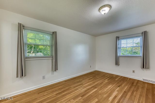 1805 Broadmoor Road, Johnson City, TN 37604