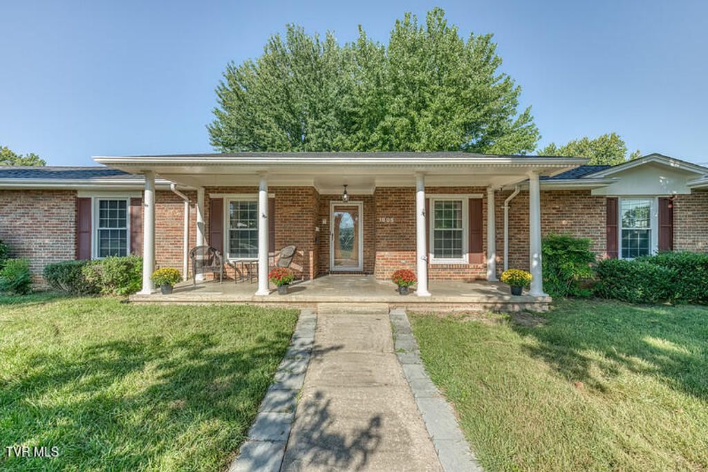 1805 Broadmoor Road, Johnson City, TN 37604
