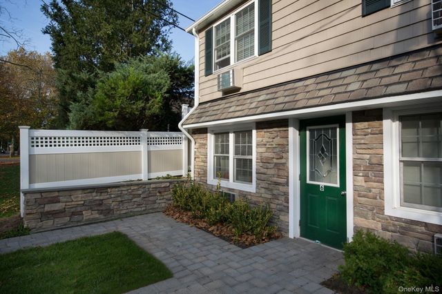 4 Richland Boulevard 09, Brightwaters, NY 11718