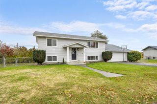 2202 Hill Drive, Grandview, WA 98930