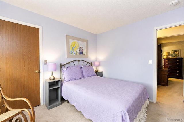 38001 Carolon Boulevard, Westland, MI 48185
