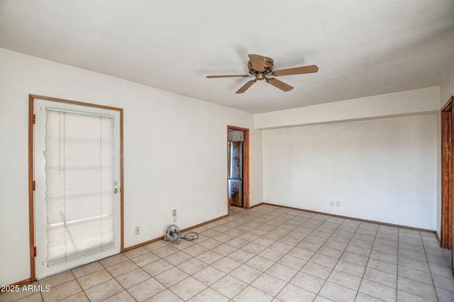 8235 E VIRGINIA Avenue, Scottsdale, AZ 85257