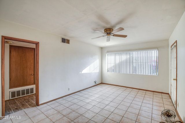 8235 E VIRGINIA Avenue, Scottsdale, AZ 85257