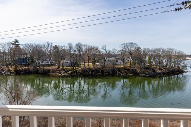 19 Bridge St Unit 6, Kittery, ME 03904