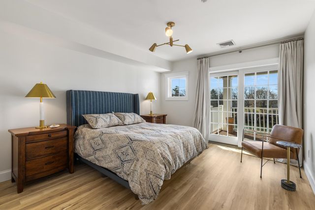 19 Bridge St Unit 6, Kittery, ME 03904