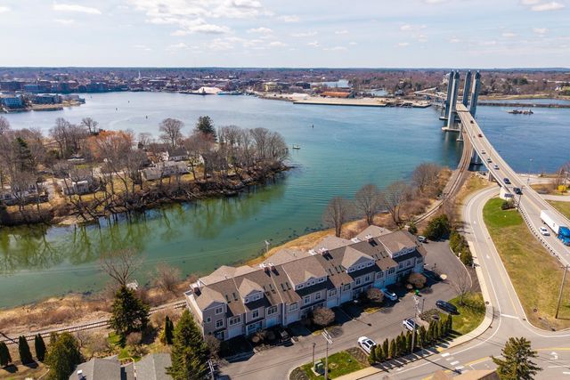 19 Bridge St Unit 6, Kittery, ME 03904