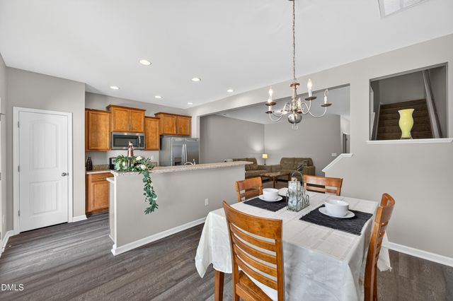 72 E Grove Point Drive, Clayton, NC 27527
