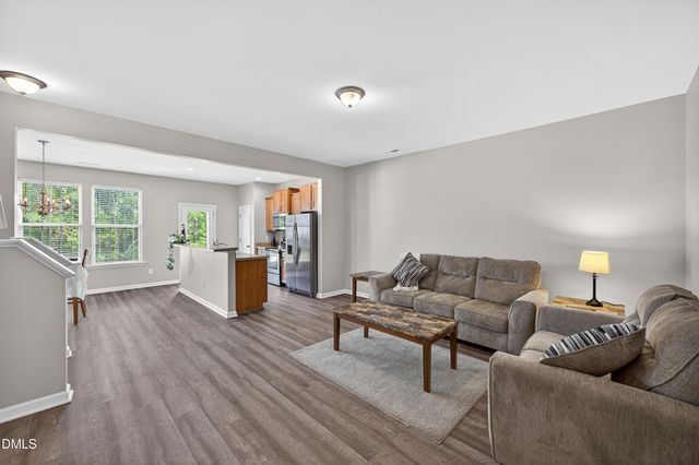 72 E Grove Point Drive, Clayton, NC 27527