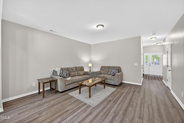 72 E Grove Point Drive, Clayton, NC 27527