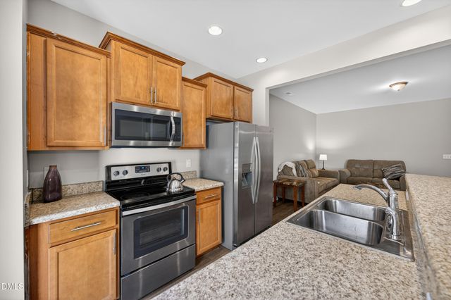 72 E Grove Point Drive, Clayton, NC 27527