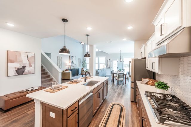514 Stinson Ct, White House, TN 37188