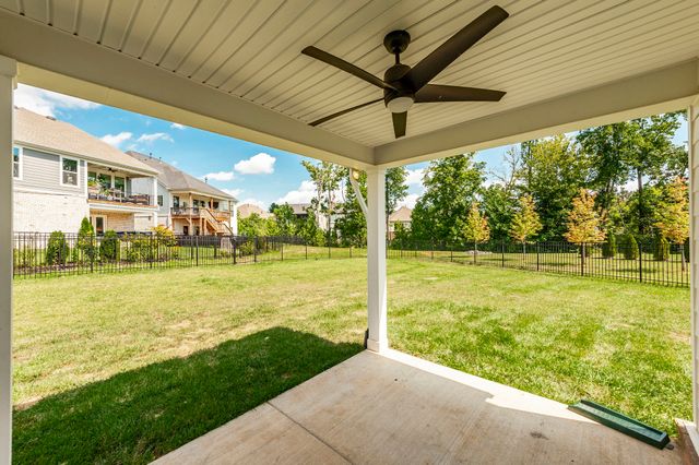 514 Stinson Ct, White House, TN 37188