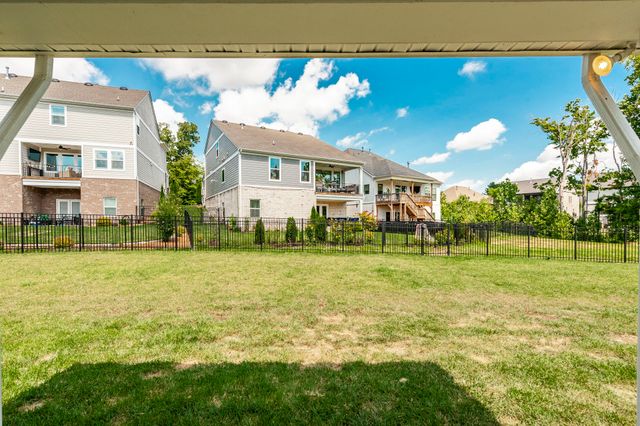 514 Stinson Ct, White House, TN 37188