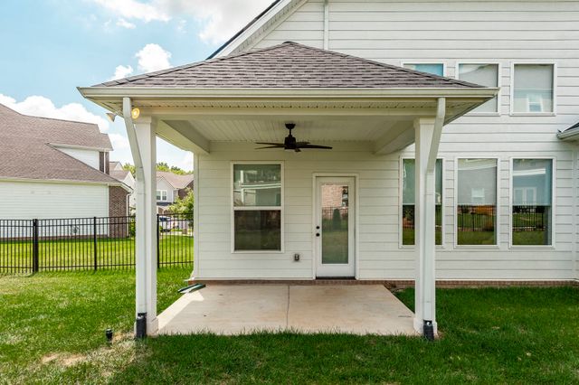 514 Stinson Ct, White House, TN 37188