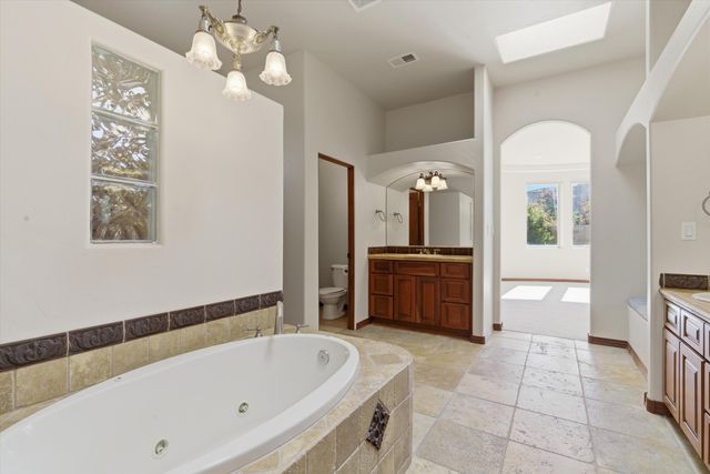 8008 Merissa Lane NE, Albuquerque, NM 87122