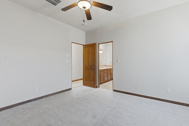 8008 Merissa Lane NE, Albuquerque, NM 87122